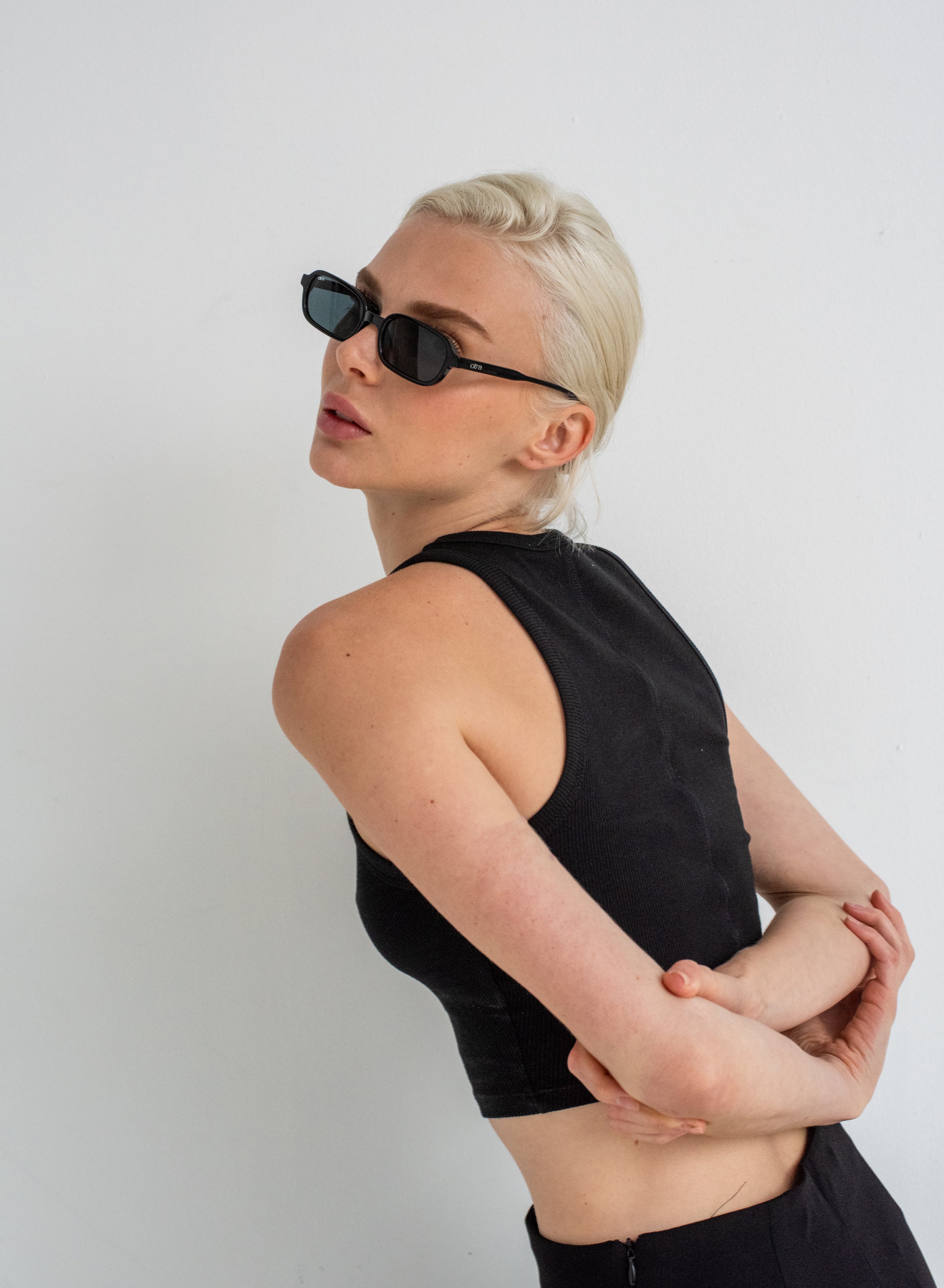 Frankie - Black - Image 5