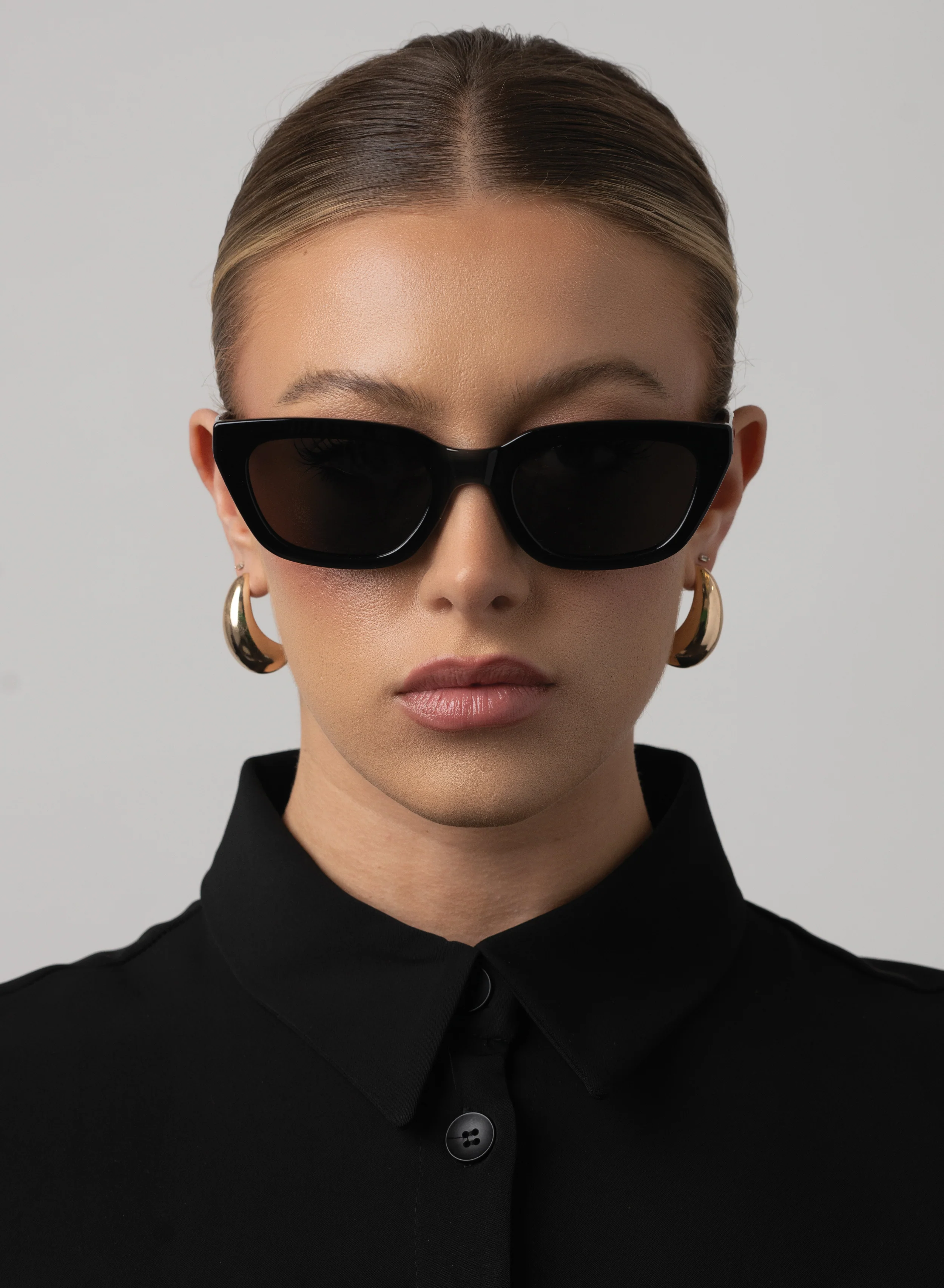 Nove - Black - Image 4