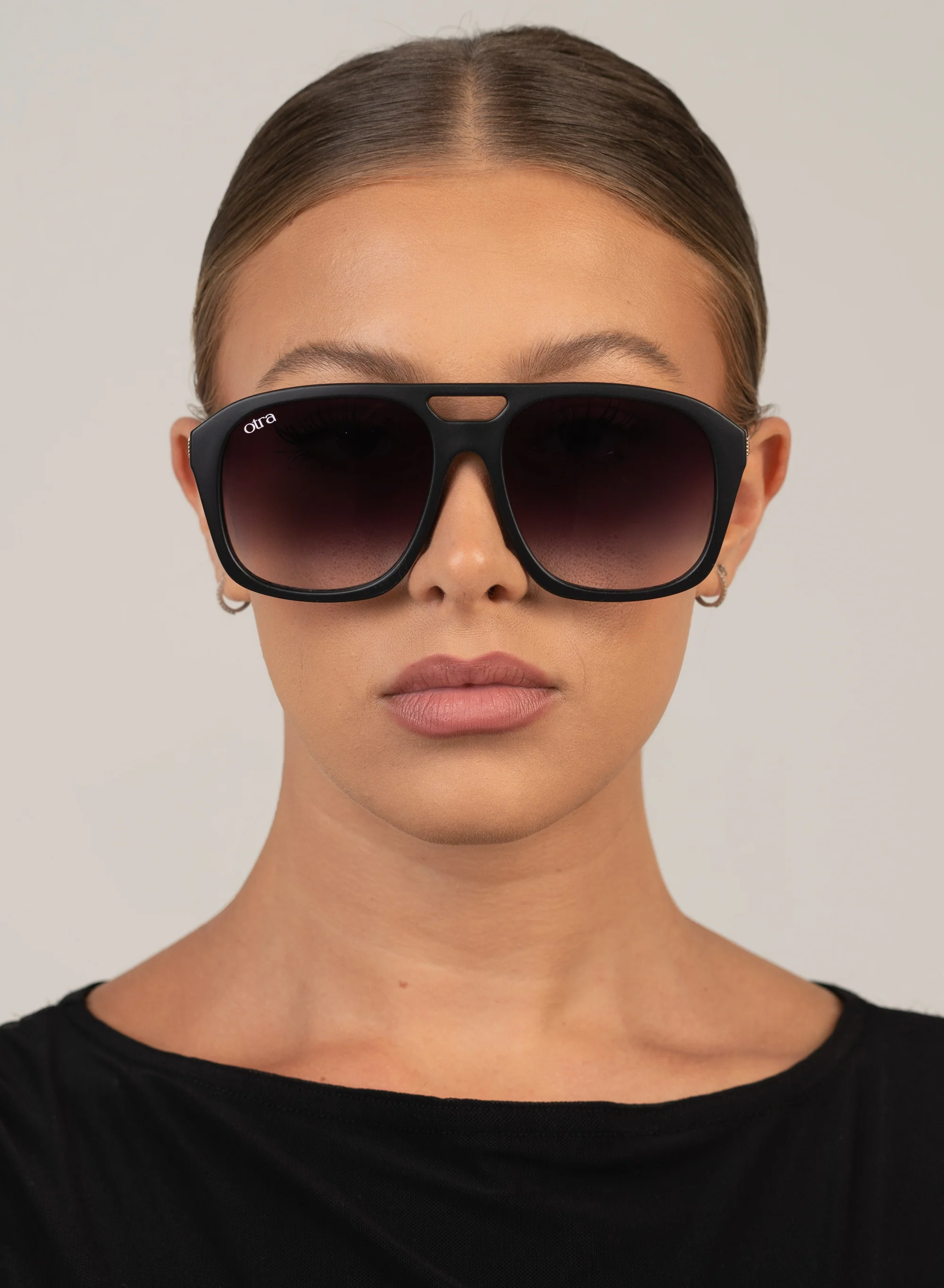 Reina - Matte Black - Image 4
