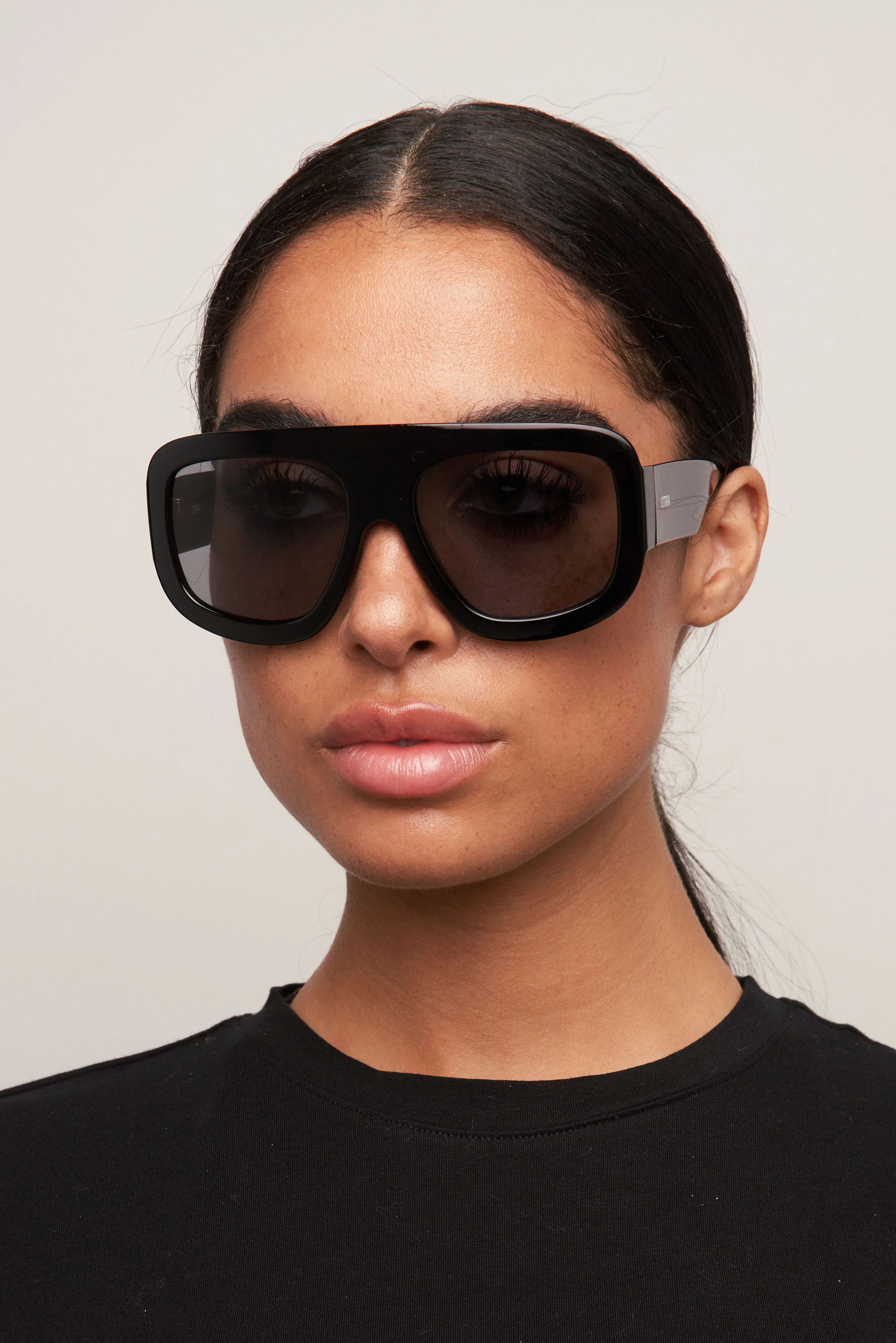 Vail - Black/Smoke - Image 4