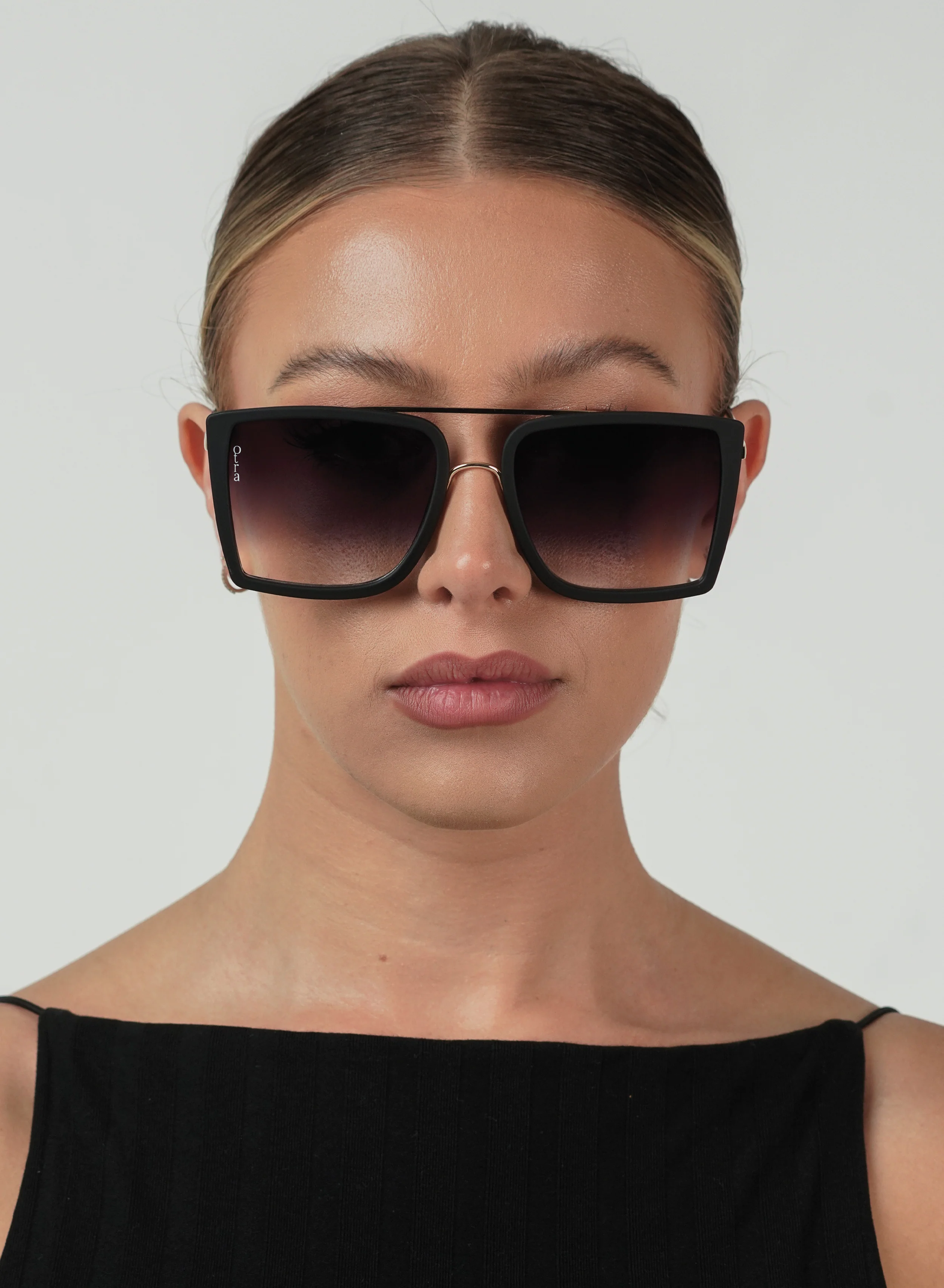 Velda - Black - Image 4